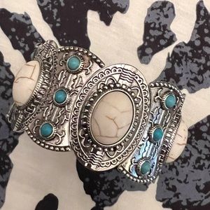 Bohemian Retro Elastic Women's Turquoise Bracelet Bangle